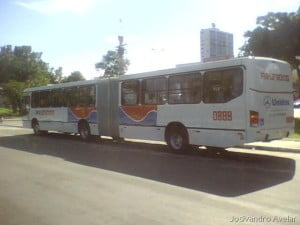 Para que você tenha uma ideia do tamanho do carro, inédito em João Pessoa.
