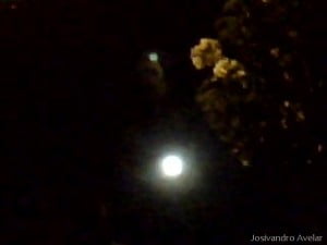 A Lua inspira.