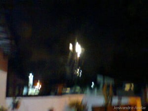 O céu se ilumina para receber 2012.