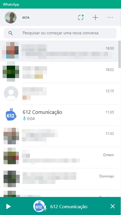 Mais novidades nos áudios do WhatsApp Web 2 Você pode sair da conversa e continuar ouvindo o áudio da conversa que saiu. Essa é uma das novidades dos áudios do WhatsApp Web.