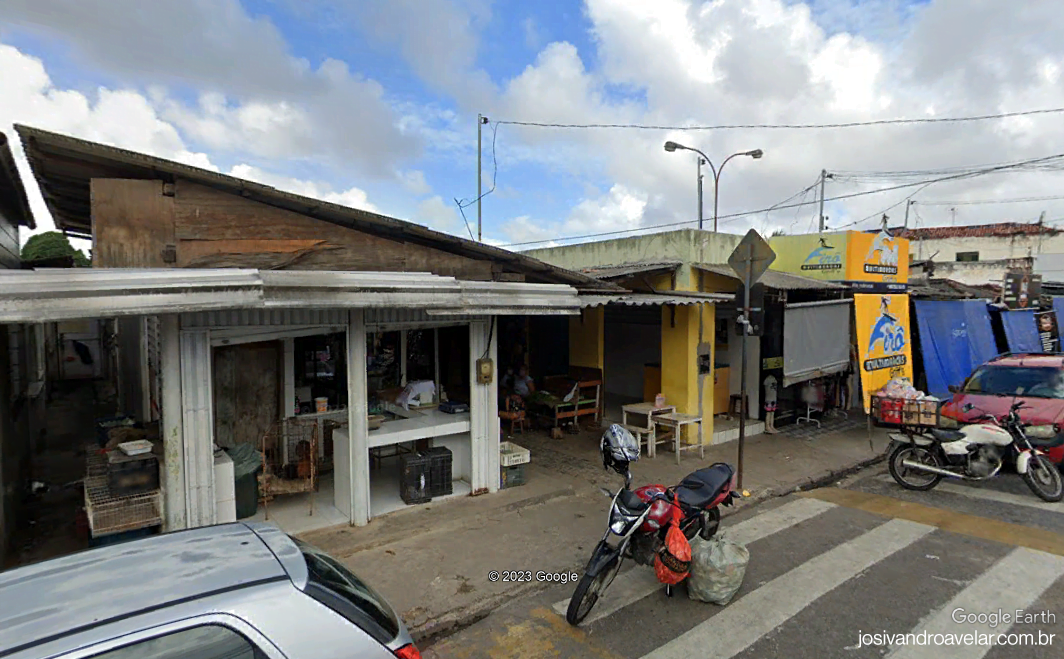 O atual aspecto da feira pela 2 de Fevereiro. Print do Google Maps.