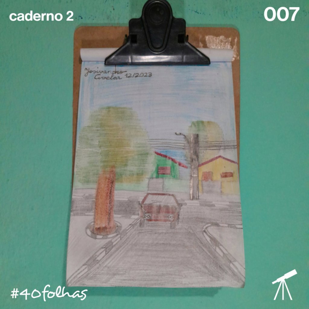 #40folhas caderno 2 - 007: Esquina da vida 1 Desenho de uma esquina com árvores, poste, casas, carro vermelho estacionado, ruas asfaltadas e meio-fio pintado.