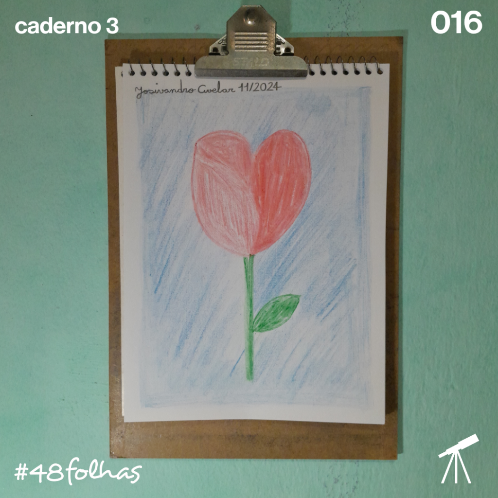 #48folhas caderno 3 - 016: Em forma de coração 1 Uma rosa vermelha em forma de coração, sobre um fundo azul.