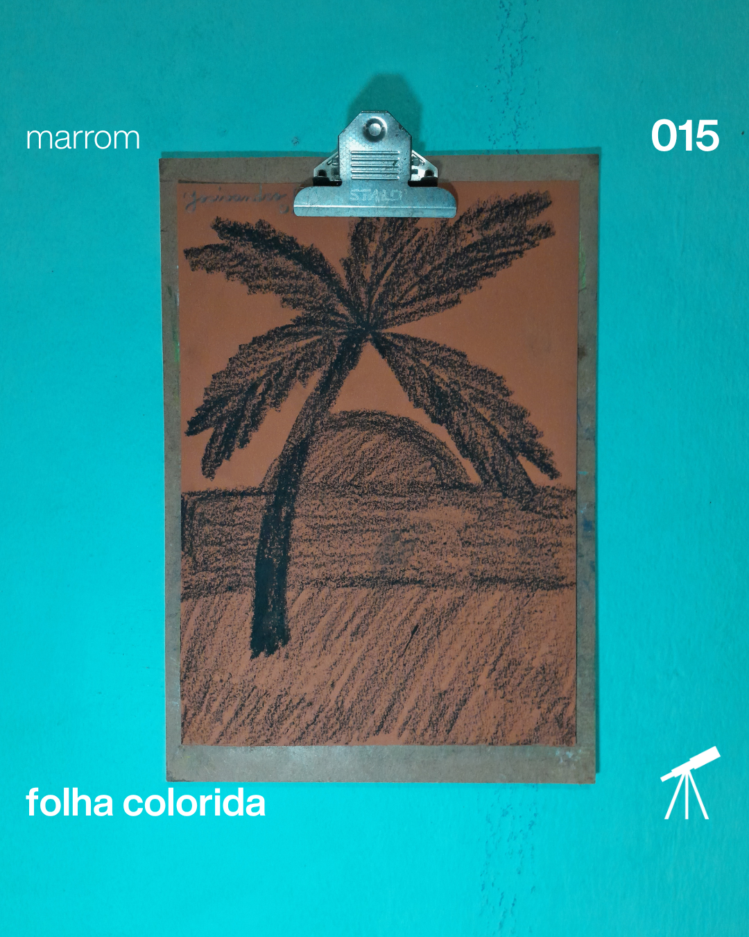 #FolhaMarrom 015 - O paraíso à sua volta 1 Cenário de um coqueiro em uma praia com Sol nascente, representando o paraíso